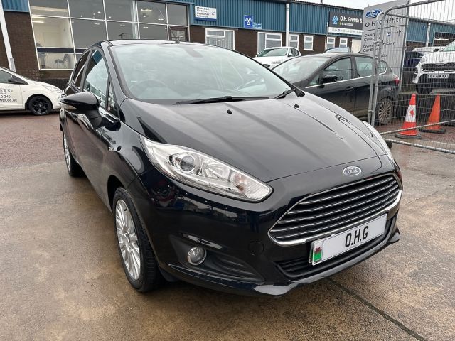 Ford 1.0T EcoBoost Titanium Hatchback 5dr Petrol Manual Euro 5 (s/s) (100 ps)