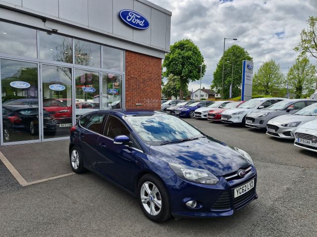Ford 1.6 Zetec Hatchback 5dr Petrol Powershift Automatic Euro 5 (125 ps)