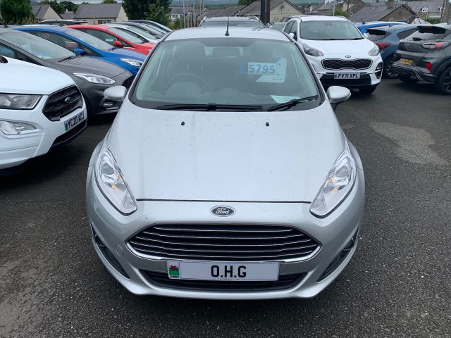 Ford 1.0T EcoBoost Zetec Hatchback 5dr Petrol Manual Euro 5 (s/s) (100 ps)