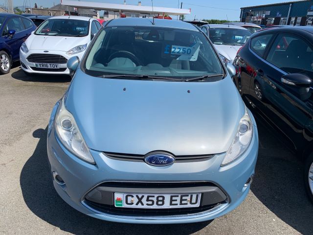 Ford 1.4 Titanium Hatchback 3dr Petrol Manual (133 g/km, 94 bhp)