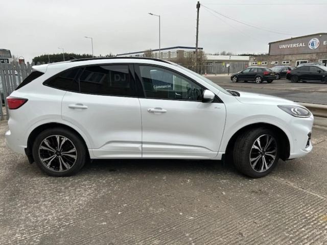 Ford Kuga ST-Line X Edition 5 door 2.5 Duratec PHEV 225PS FWD CVT Automatic