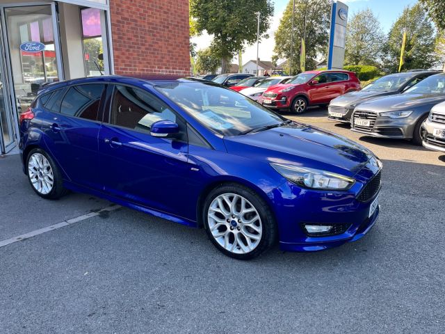 Ford 1.0T EcoBoost ST-Line Hatchback 5dr Petrol Manual Euro 6 (s/s) (140 ps)