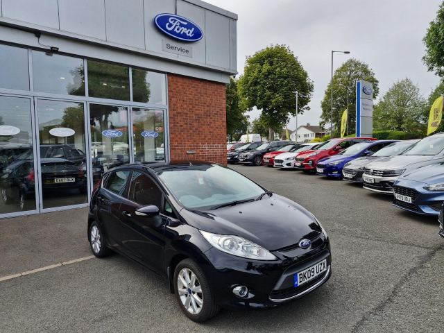 Ford 1.25 Zetec Hatchback 5dr Petrol Manual (133 g/km, 81 bhp)